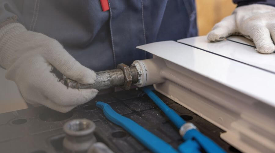 Professional water heater repair services in Oakville, IA